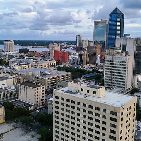 Luxury Skyrise Condo Downtown Jax Джэксонвиль Экстерьер фото
