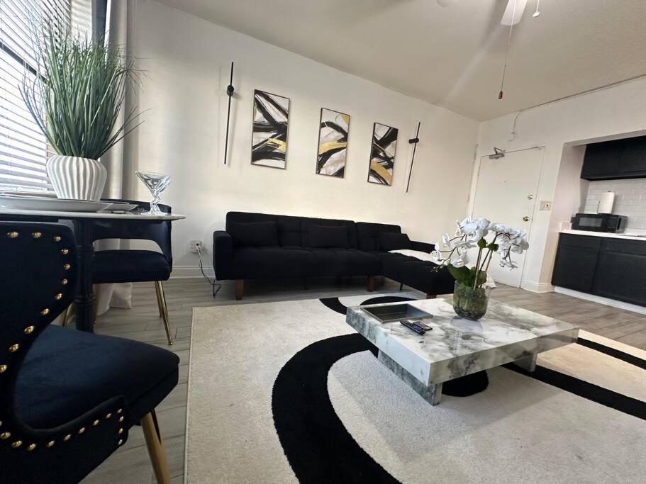 Luxury Skyrise Condo Downtown Jax Джэксонвиль Экстерьер фото