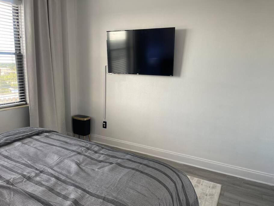 Luxury Skyrise Condo Downtown Jax Джэксонвиль Экстерьер фото