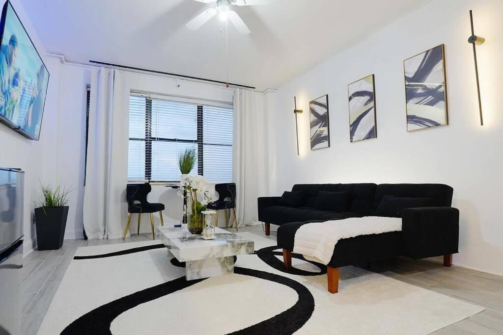 Luxury Skyrise Condo Downtown Jax Джэксонвиль Экстерьер фото